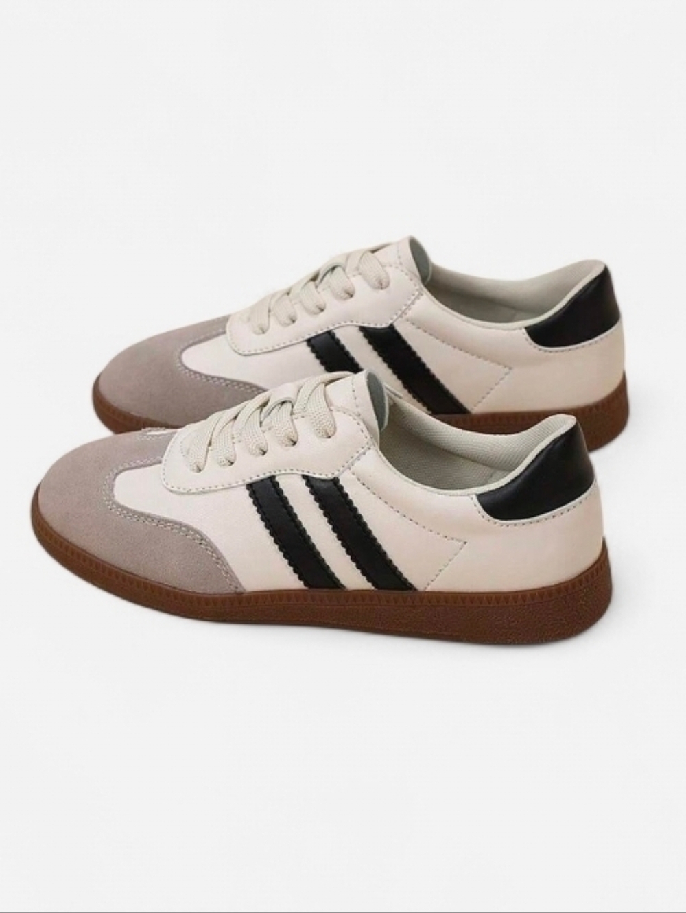 5️⃣ for 2️⃣5️⃣ Women's 2 Stripe Retro Trainer Sneakers